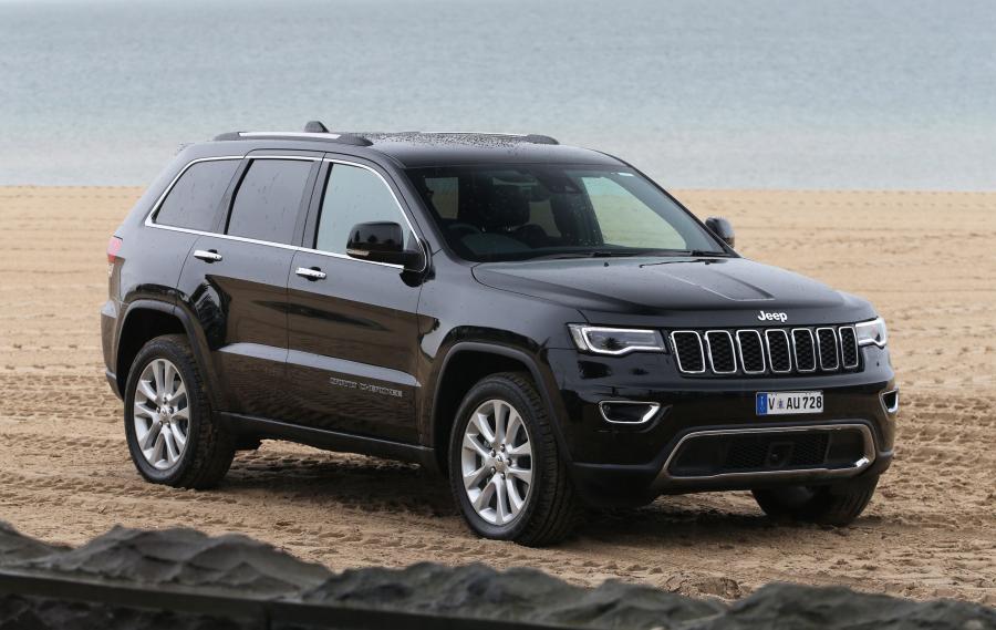  Jeep Grand Cherokee Limited (WK2) 2017 года  (AU) (фото 16 из 19)